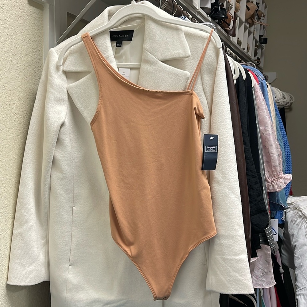 NWT WOMENS ABERCROMBIE BODYSUIT SZ S